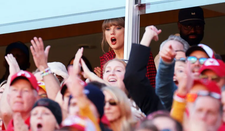 Taylor Swift Shakes Up NFL Scene Ahead of Chiefs-Browns Game