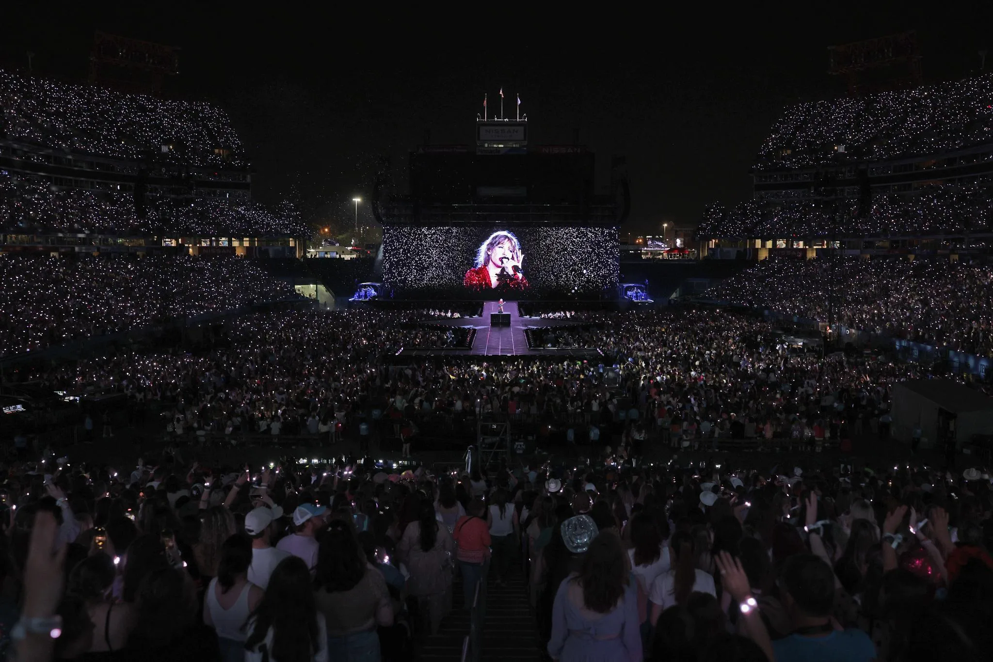 Taylor Swift’s Eras Tour Strengthens Bonds and Delivers an Unforgettable Experience