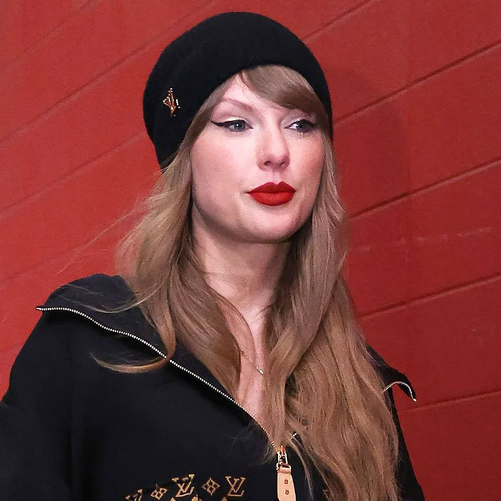 Taylor Swift Steals the Spotlight in Louis Vuitton at Chiefs-AFC Championship Game