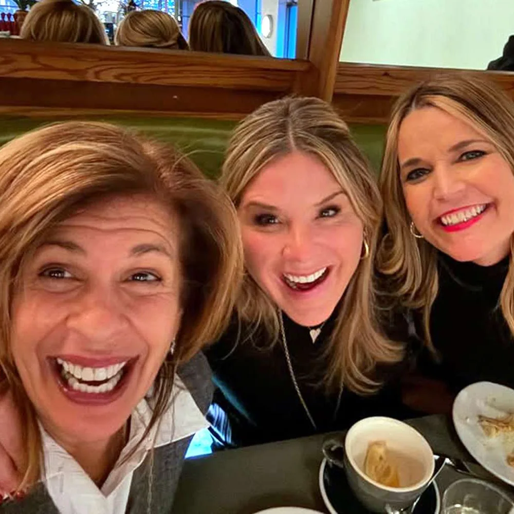 Hoda Kotb and Savannah Guthrie Reunite in Heartwarming Instagram Moment After Vacation