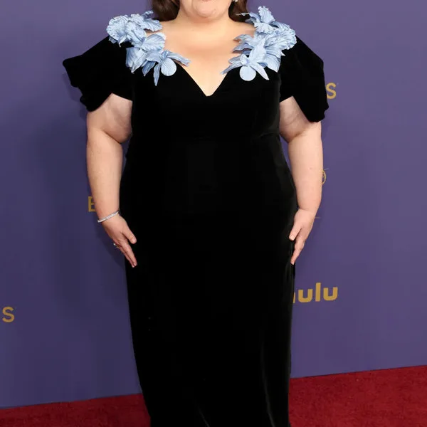Jessica Gunning Wins Best Female Actor at the 2025 SAG Awards