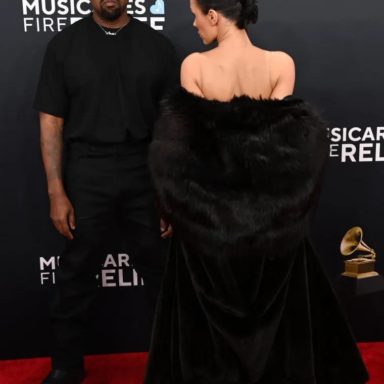 Kanye West’s Controversial Red Carpet Appearance with Wife Bianca Censori at the Grammys